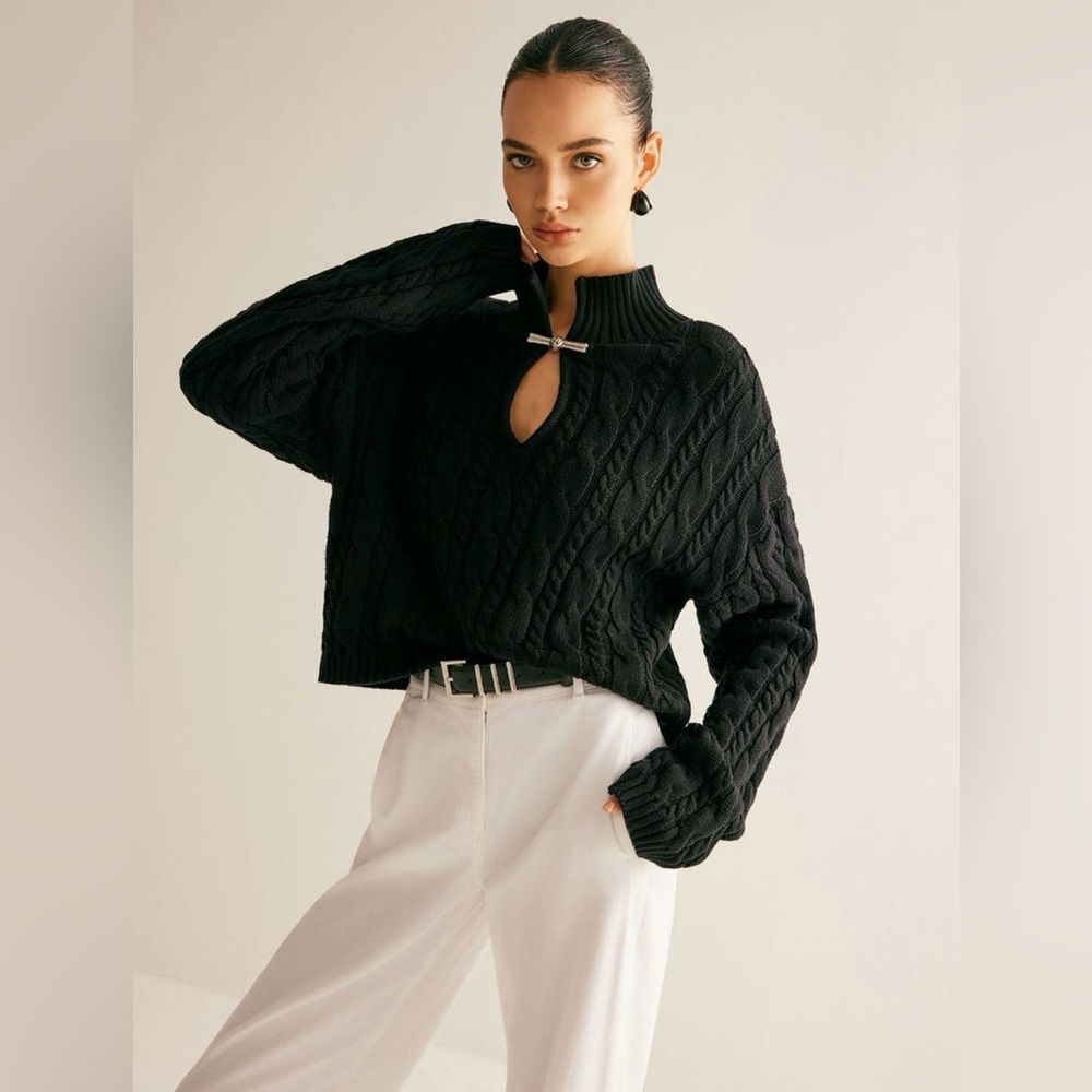 Commense Black Cable Knit Turtleneck Sweater - Picture 5 of 9